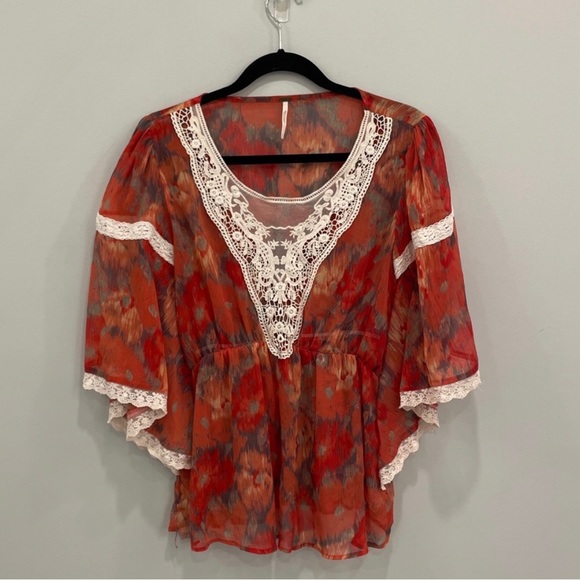Free People Daydreamer Floral Chiffon & Lace Top - Picture 2 of 8